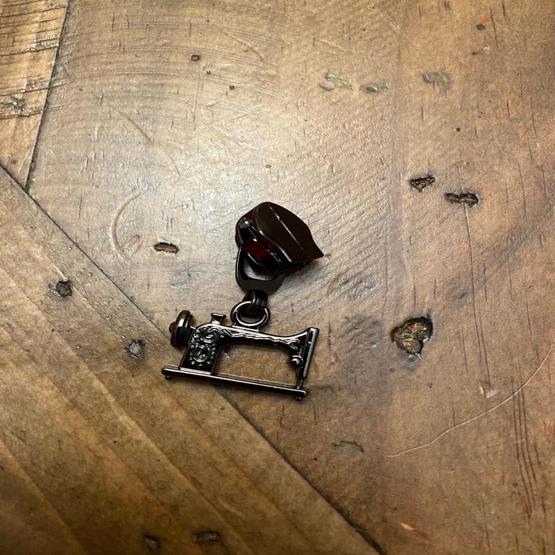 Sewing Machine Pull - Retail