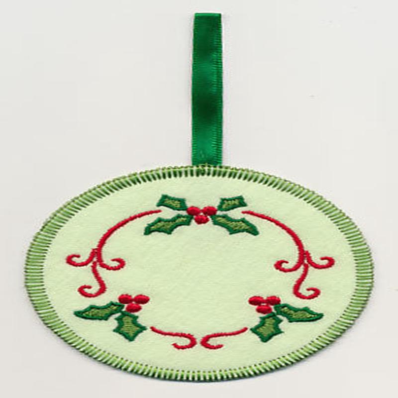 Christmas Holly Circle Ornament (In-the-Hoop)