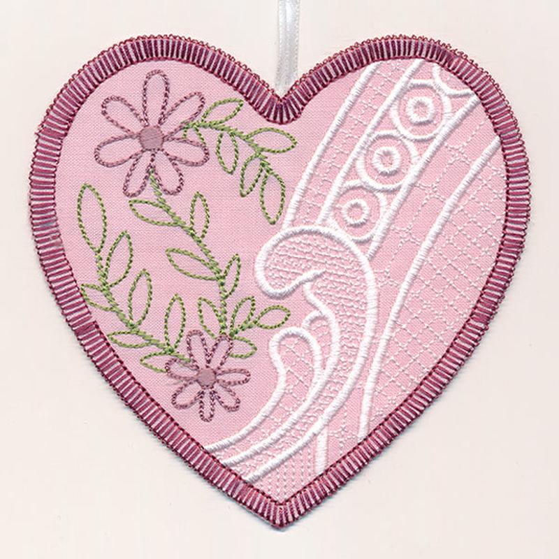 Aster Heart Sachet (In-the-Hoop)