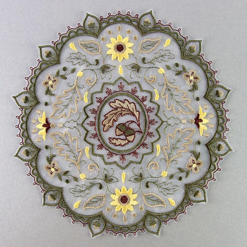 Acorns & Fall Foliage Doily (Organza)