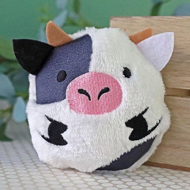 Fluffy Cow Barnyard Buddy (In-the-Hoop)