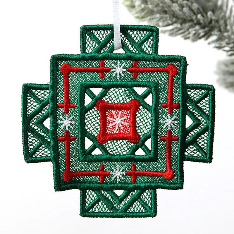 Festive Yuletide Ornament 2 (Lace)