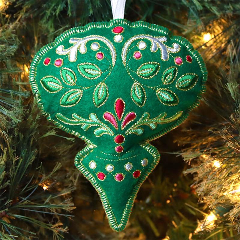 Festive Filigree Christmas Ornament - Bauble (In-the-Hoop)