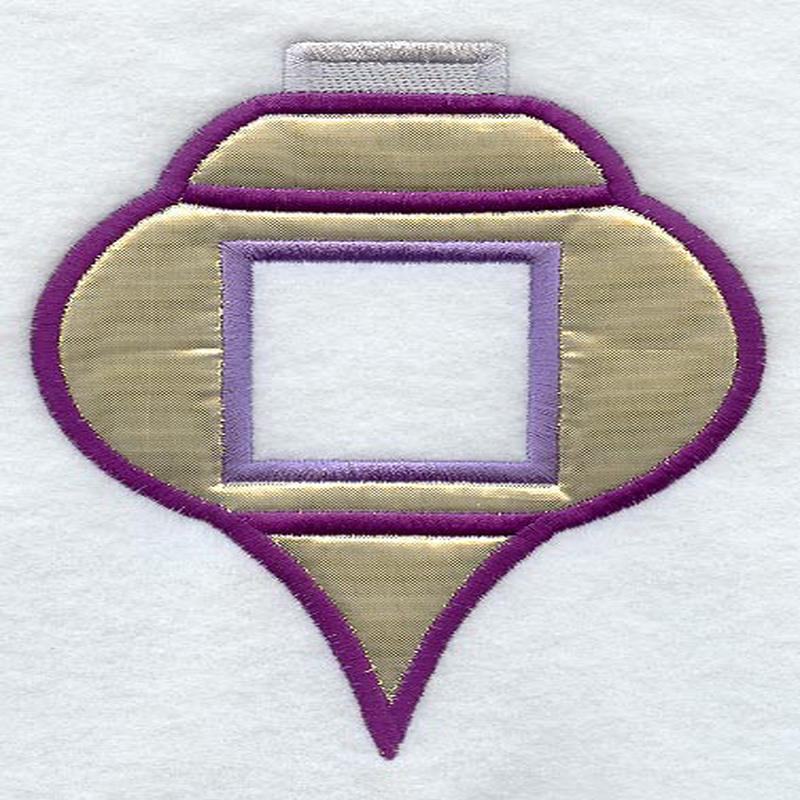 Fancy Photo Ornament (Applique) (In-the-Hoop)