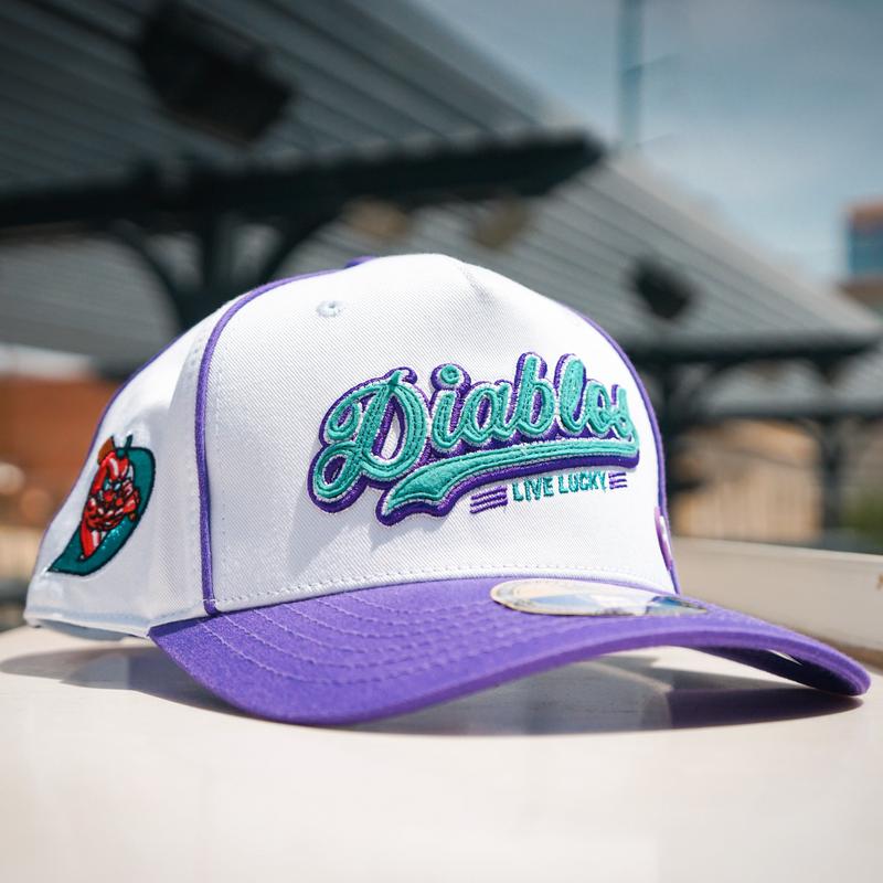 DIABLOS BLACK CLOVER SNAP BACK HAT