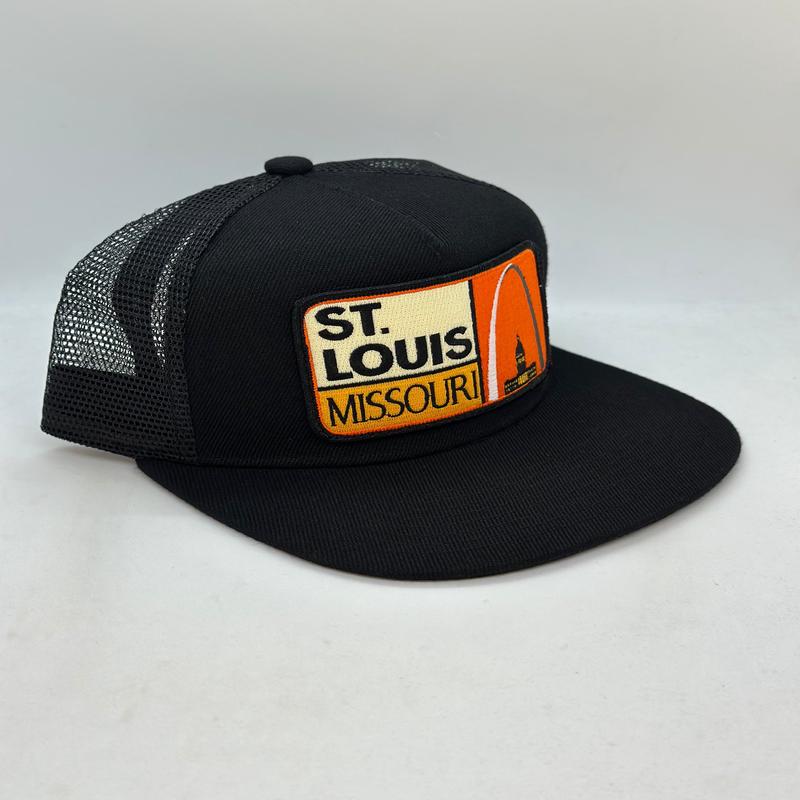 St Louis Missouri Arch Pocket Hat