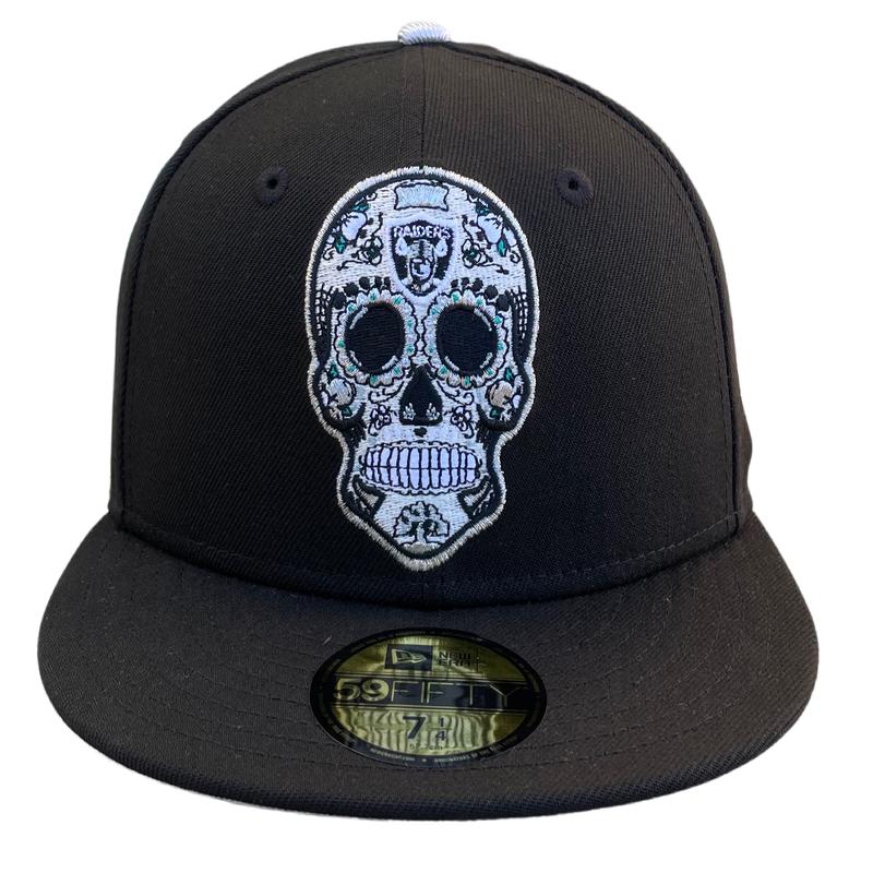 NEW ERA LAS VEGAS RAIDERS SUGAR SKULL 59FIFTY FITTED HAT-BLACK/METALLIC