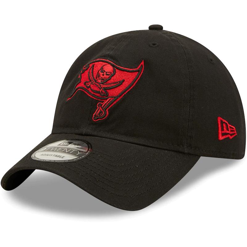 Tampa Bay Buccaneers New Era Black 2.0 Core Classic 9TWENTY Adjustable Hat Era 2.0 Core Classic 9TWENTY Adjustable Hat - Black