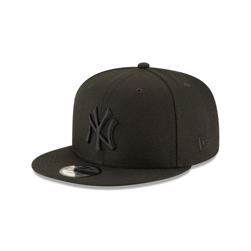NEW ERA NEW YORK YANKEES BLACK ON BLACK 9FIFTY SNAPBACK