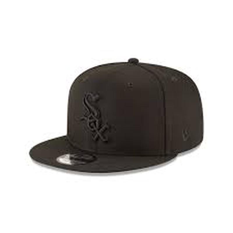 CHICAGO WHITE SOX NEW ERA BASIC COLLECTION SNAPBACK 9FIFTY-BLACK ON BLACK